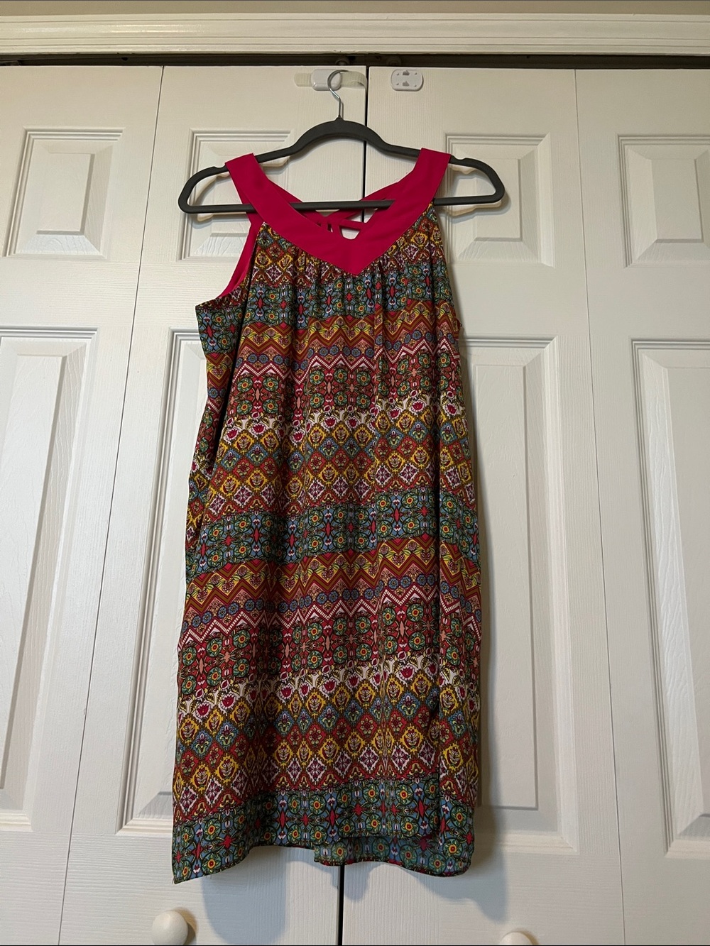 Sleeveless Multicolor Patterned Dress with Hot Pink Trim